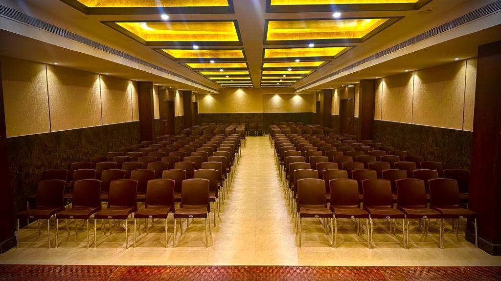 La Grande Suite Карикал Экстерьер фото